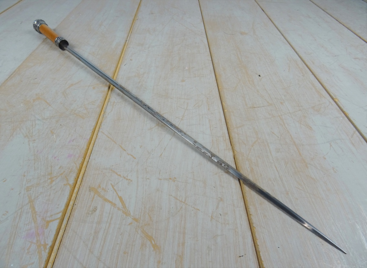 A Fine Quality 19th C Walking Stick Sword Stick (11).JPG